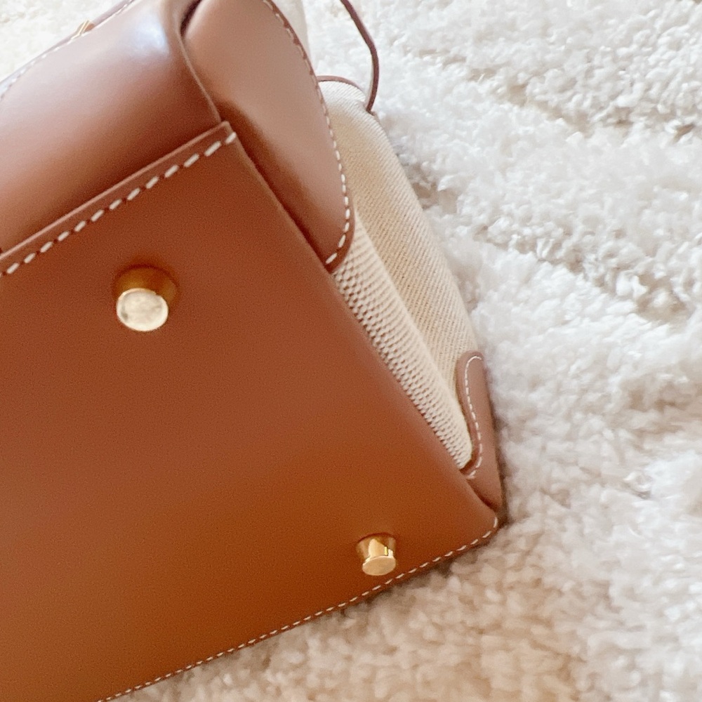 Verafied Beige Canvas Book Tote Bag - Picture 6 of 10